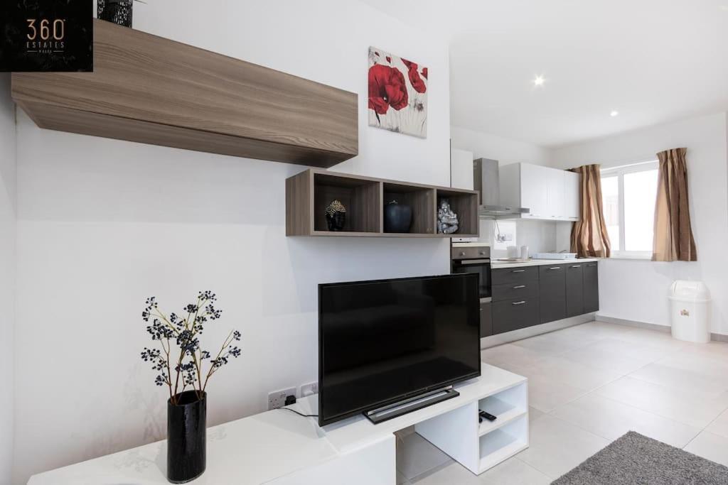 Spacious, Beautiful Central Penthouse With Bbq By 360 Estates Pietà Zewnętrze zdjęcie