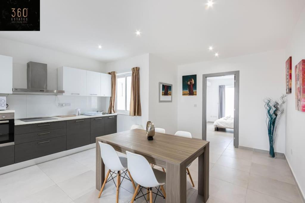 Spacious, Beautiful Central Penthouse With Bbq By 360 Estates Pietà Zewnętrze zdjęcie